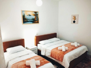 Sazan Apartment